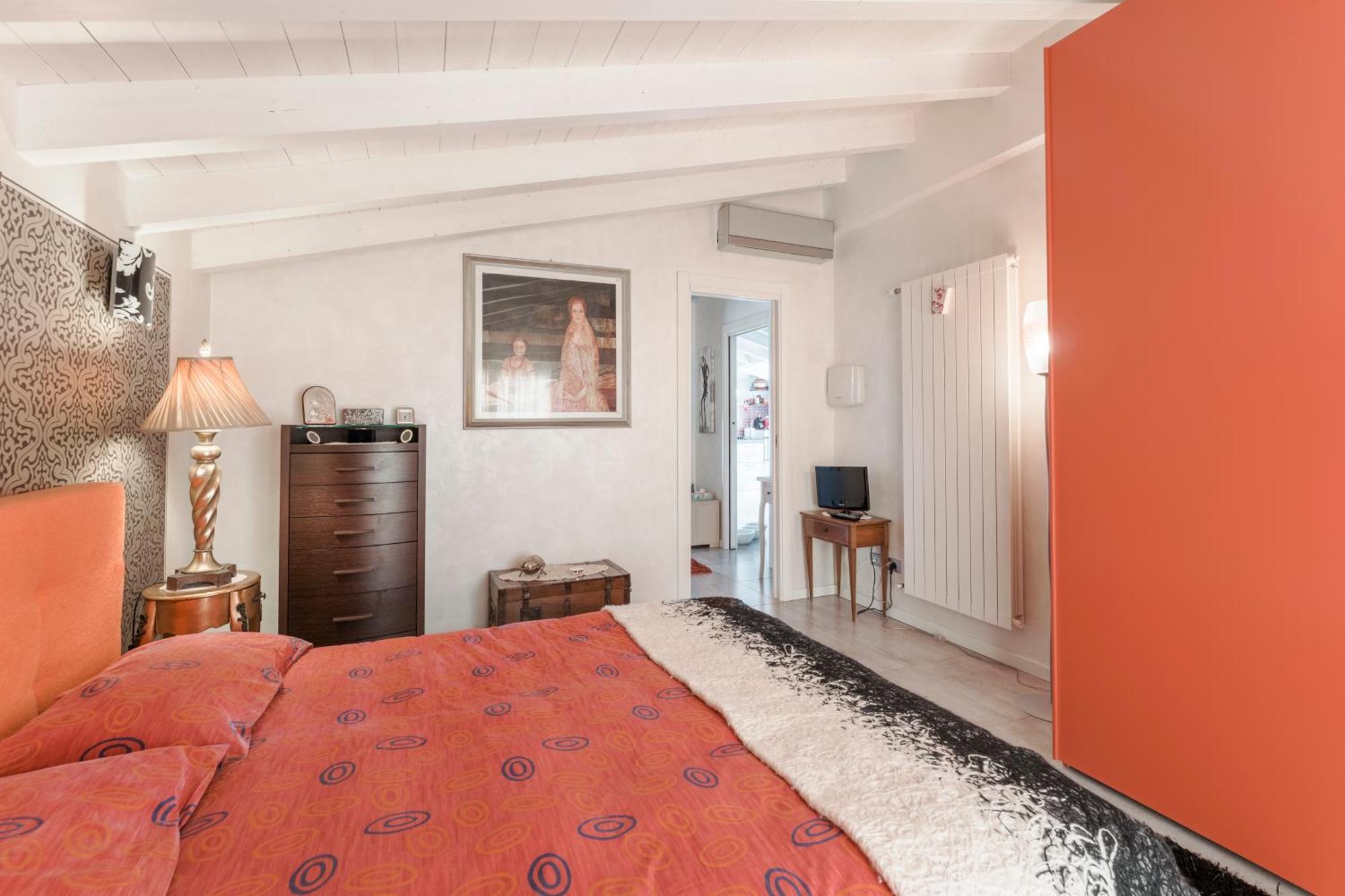 Matteotti Apartments Desenzano del Garda Buitenkant foto