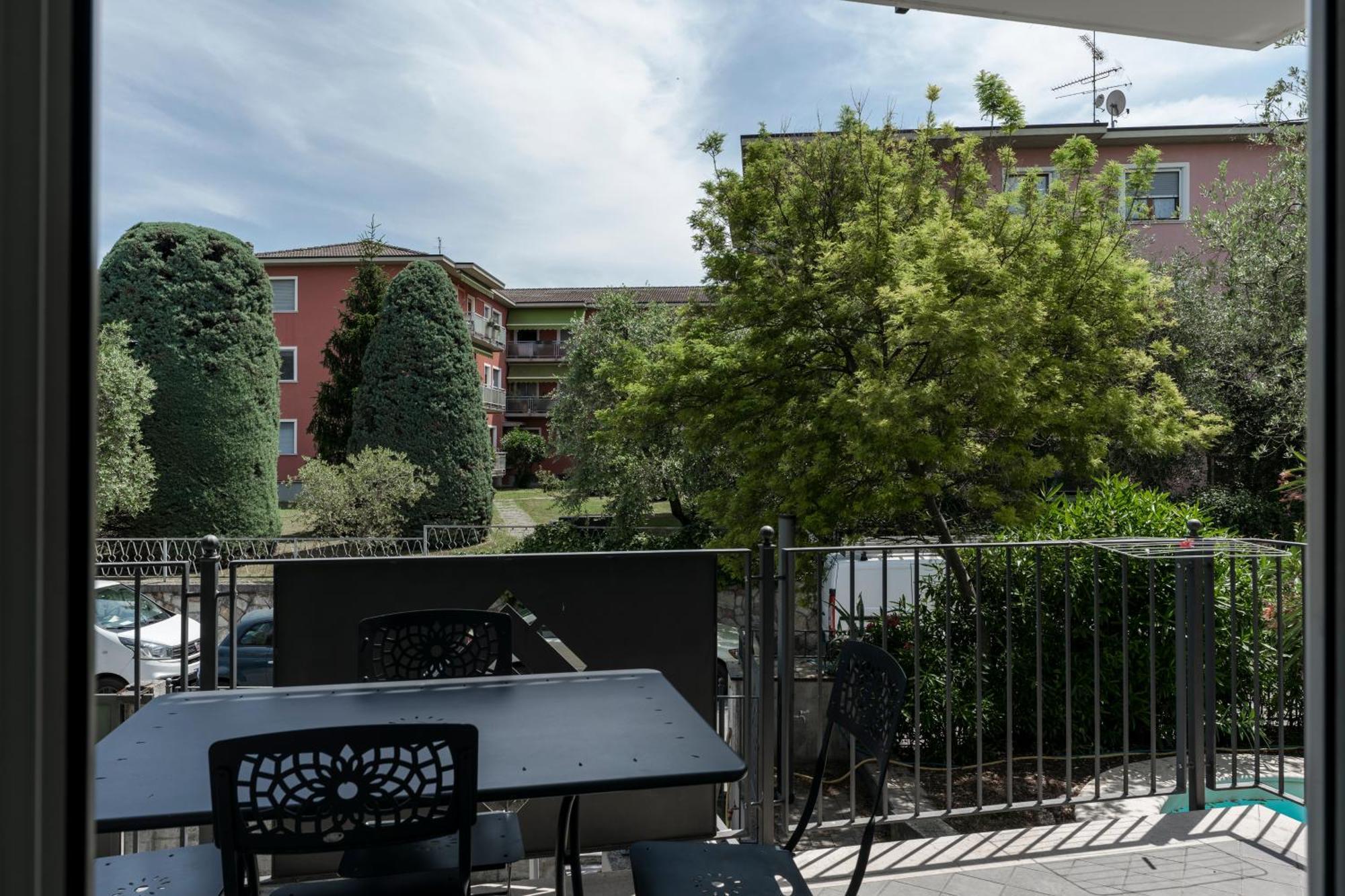 Matteotti Apartments Desenzano del Garda Buitenkant foto