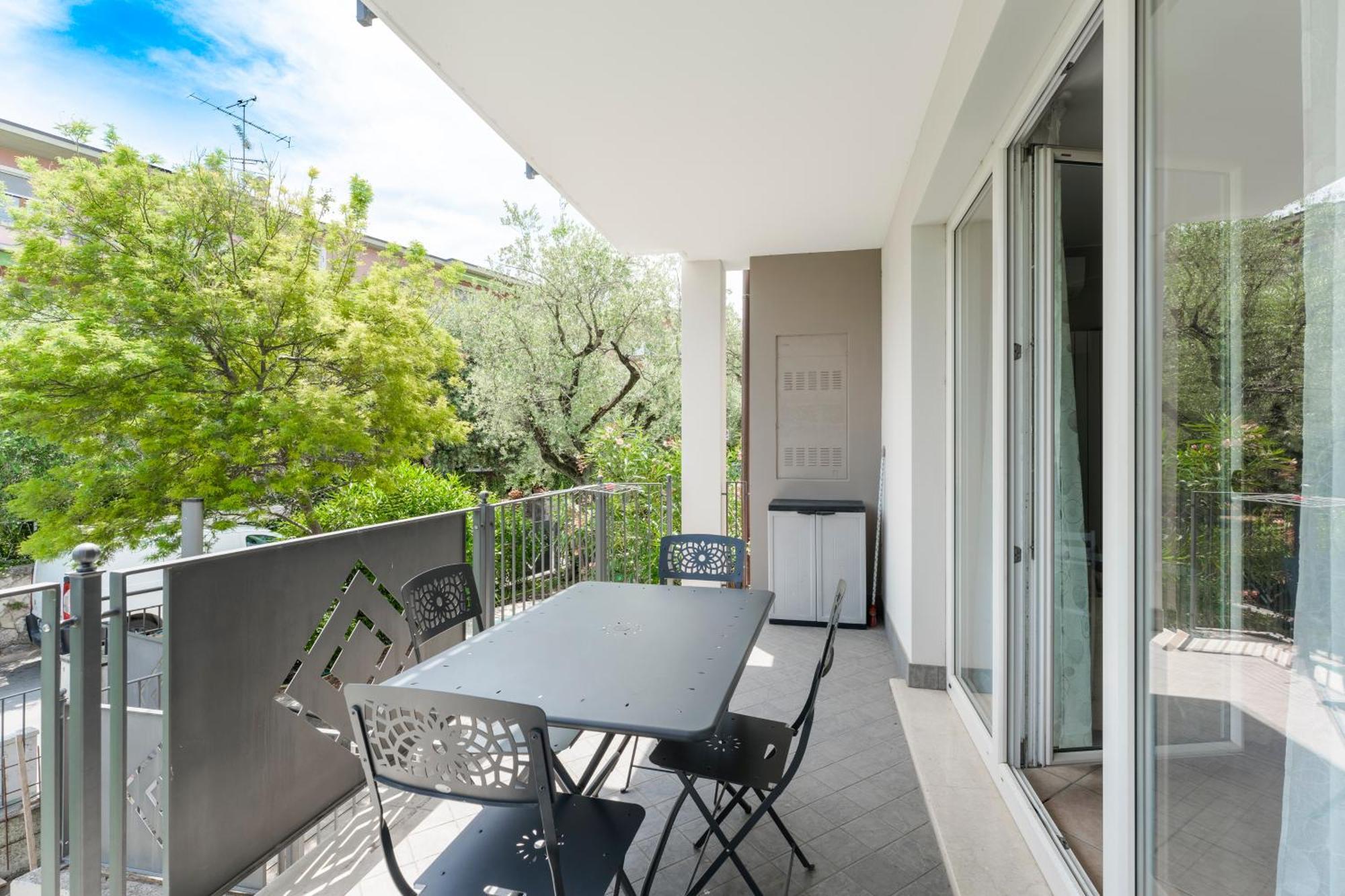 Matteotti Apartments Desenzano del Garda Buitenkant foto