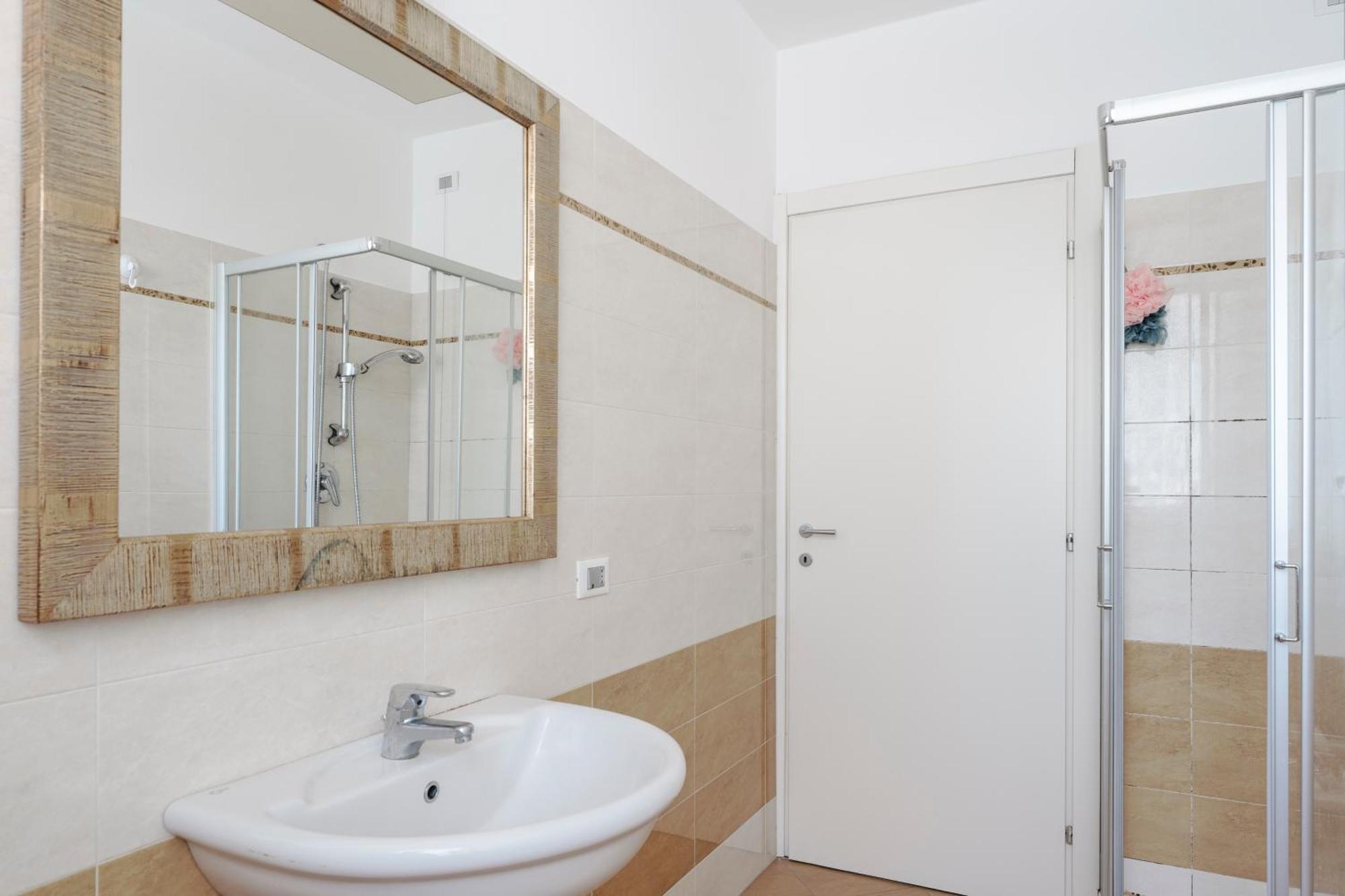 Matteotti Apartments Desenzano del Garda Buitenkant foto
