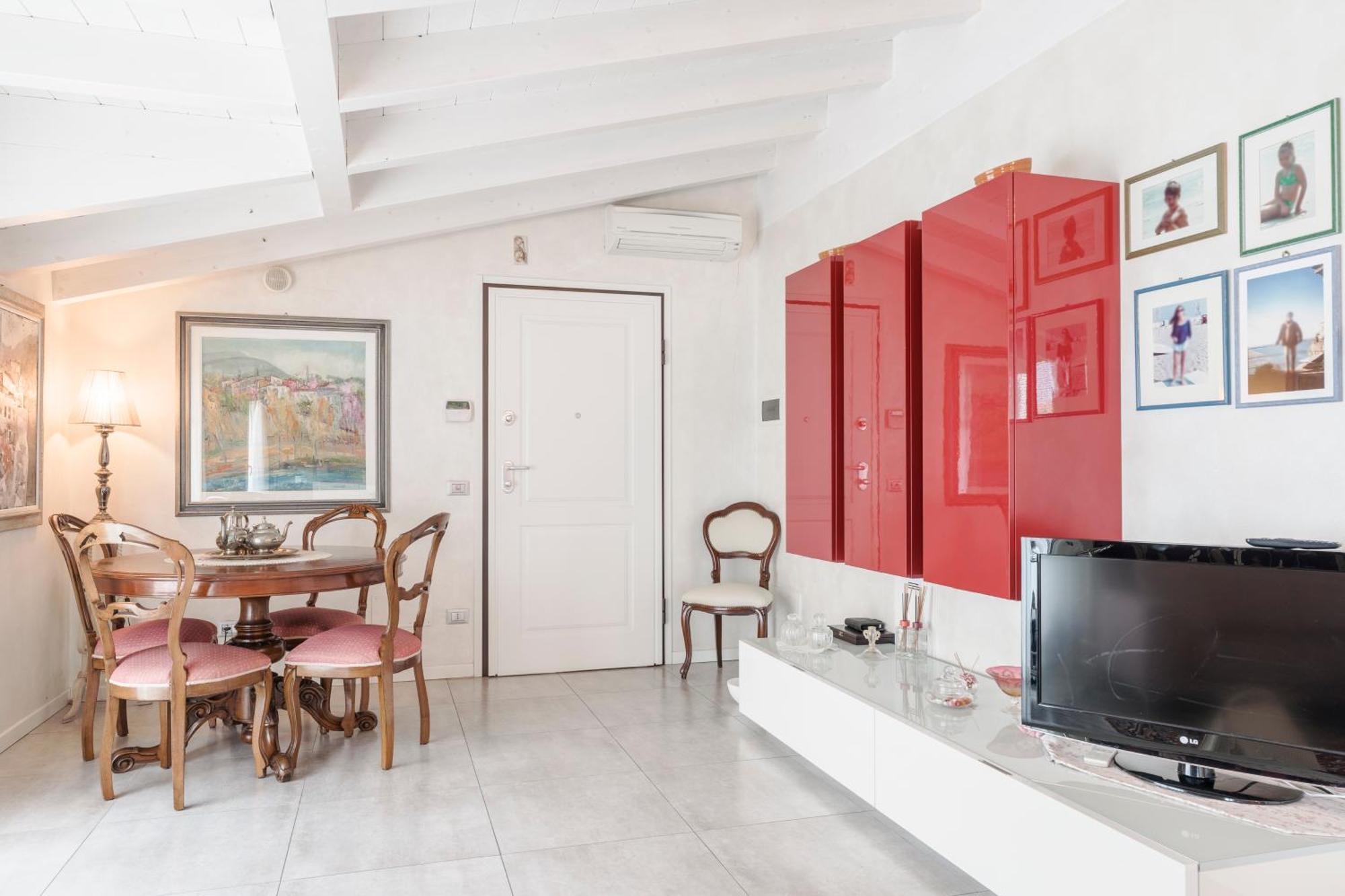 Matteotti Apartments Desenzano del Garda Buitenkant foto